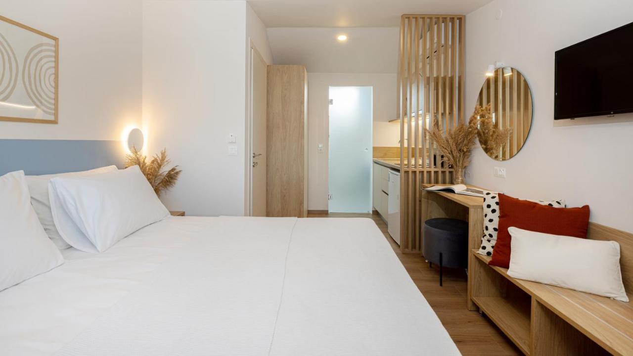 Aether Green Apartments Nea Roda Ngoại thất bức ảnh